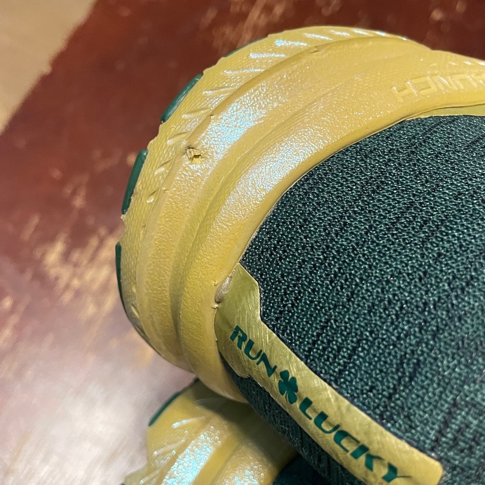 Women’s Brooks Launch Run Lucky Limited Edition Shoes in Green and Gold size 7 - Picture 11 of 13